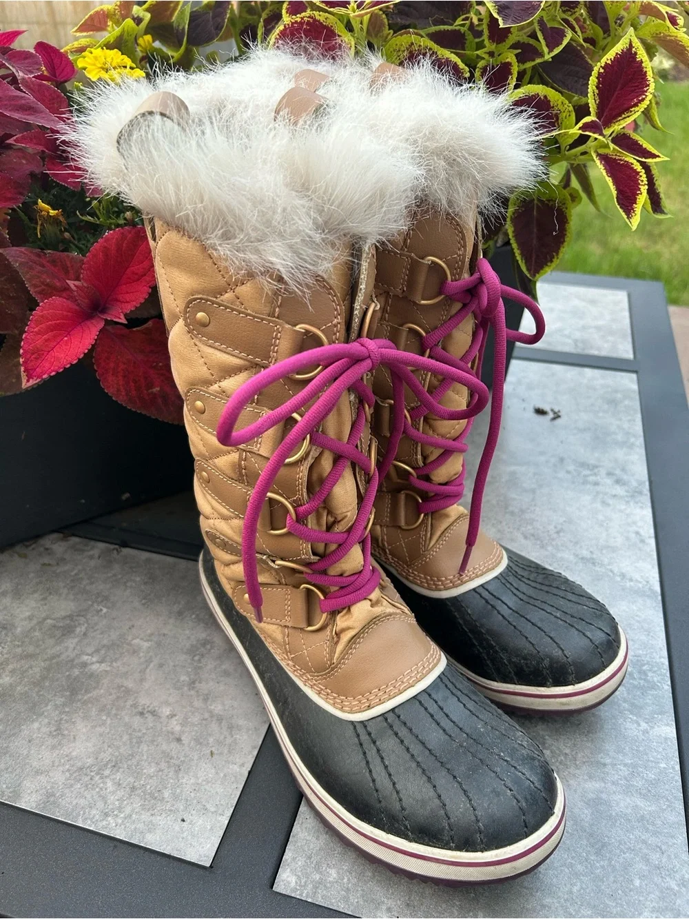 SOREL Tofino II Waterproof Faux Fur Snow Boots Taupe Pink Size 9.5